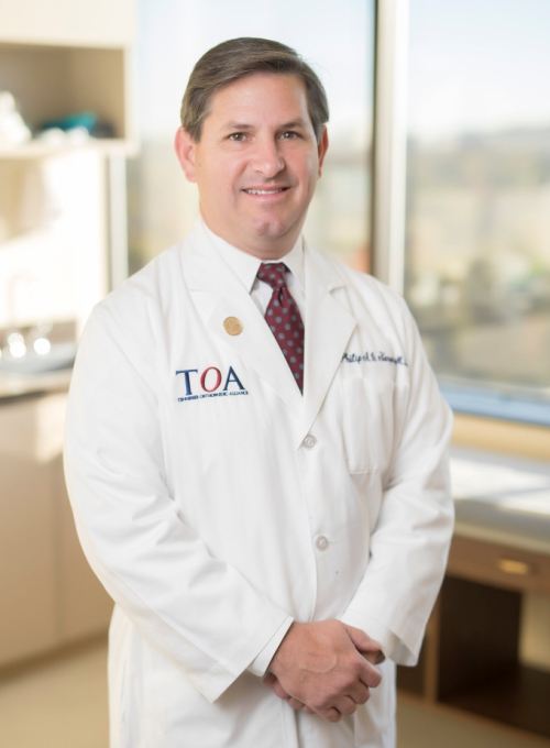 Dr. Philip A. G. Karpos MD - Hip & Knee Surgeon | Joint replacement